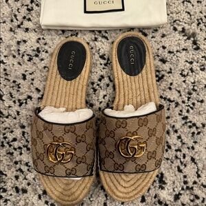 Gucci Pilar Espadrille Slides Sz 8.5